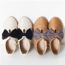 韩国童鞋批发秋季新款韩版广州品牌牛筋软底休闲蝴蝶结女童皮鞋