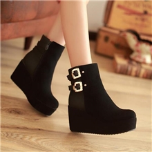 秋冬新款皮带扣高跟短靴坡跟厚底拉链马丁靴平底靴子圆头红色女鞋