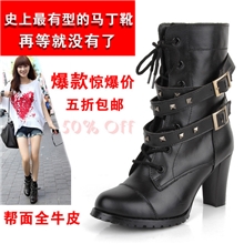 新款2013铆钉马丁靴真皮女鞋机车女靴高跟中筒系带靴子时尚靴