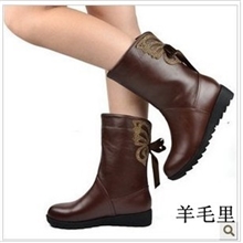新款真皮女士平跟舒适中筒羊毛里棉靴8013厂家批发南极绒里低20元