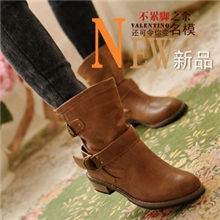 2013潮新款秋冬季女鞋女靴欧美休闲中筒马丁靴机车靴英伦平底短靴