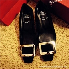 呛口小辣椒时尚OL真皮羊皮女单鞋RV方扣粗跟中跟女鞋