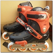 厂家供应：米高FRM红色轮滑鞋溜冰鞋成年男女直排轮旱冰鞋平花鞋