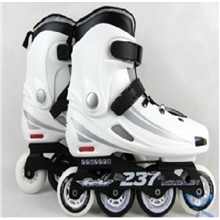 厂家直销:优质所罗门237全白款.轮滑鞋.品质保证.单排初级平花鞋