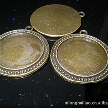 镶嵌30mm宝石片的圆形古青铜底托8.6g/个