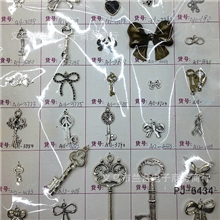 供应新款钥匙蝴蝶结儿童合金饰品配件鞋花胸针餐巾圈相框配件