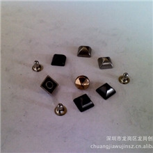 厂家供应各种规格的合金金字塔爪钉四方钉四方尖