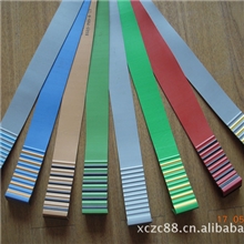 厂家供应pvc楼梯止滑板。楼梯防滑地板。楼梯压条。吕合金压条