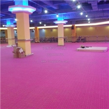 批发耐磨塑胶地板|最耐磨的轮滑拼装地板耐磨塑胶地板