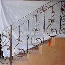 厂家供应直销豪华铁艺扶手、楼梯扶手，防锈处理，款式定制混批