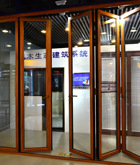 厂家直销定制高质量铝合金折叠门