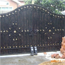 供应欧式铁艺电动大门古典大方美观方便中国上海普东