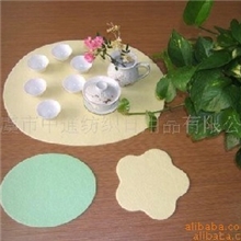 厂家批发纯色防滑餐垫套装