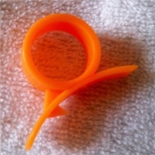 161厂家直销巧妙指环开橙器剥橙器不伤手蜗牛剥橙器