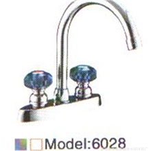 厂家供应双把手水龙头两用厨房面盆水龙头面板面盆水龙头批发
