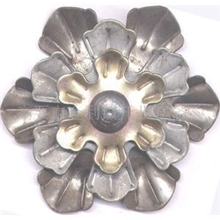 供应冲压件,冲压花,铁花,铁艺,铁艺梯花(图)