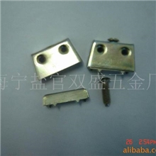 供应连接件，004紧固件连接件冲压件