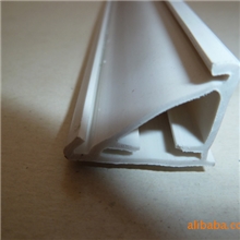 供应塑胶异型材、轨道灯、导轨灯、配件