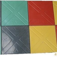 厂价直销各和种泡沫/挤塑板隔热砖、五脚隔热砖