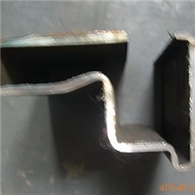 专业生产出口c型钢、脚踏板、异型钢