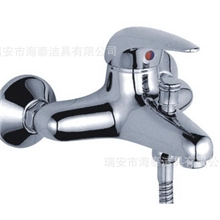 供应水龙头浴缸水龙头三联浴缸龙头全铜水龙头