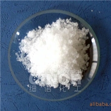 提供优质纯度为99.99%的白色小块状结晶氯化铟