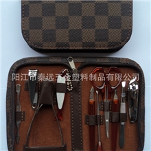 厂家大量供应10件套低价拉链个人指甲护理美容工具礼品套装