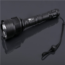T6手电筒强光手电远射300米