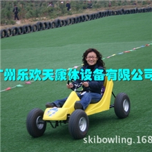 特制草场坡道四轮式带方向刹车的滑草车