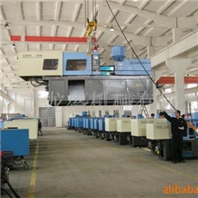 厂家专业供应卧式注塑机