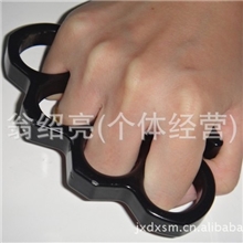 自产自销8mm厚黑色拳扣指虎铁拳头批发