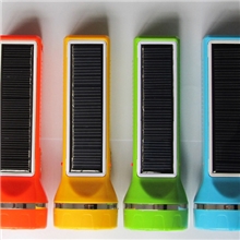 供应博尔嘉品牌型号7702太阳能充电手电筒，诚信厂家直销