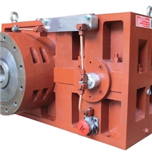 SJ-90.105型（吹二米）高低压吹膜机组齿轮箱