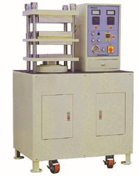 供应PVC胶片积层压片机小型压片机广州压片机