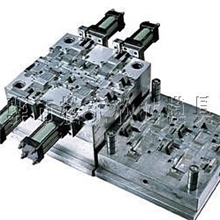 厂家专业加工塑料模具，塑胶模具，高光耐用模具