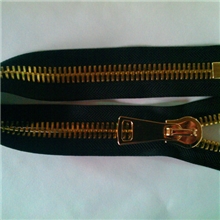 专业生产各种3，5，8，10，13，15号拉链，金属拉链