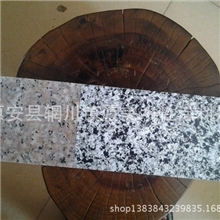 多彩仿石漆属水包水多彩涂料，由于其高仿真和低成本而推广