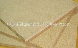 厂家生产刨花板12MM刨花板批发