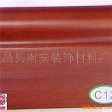 厂家直销踢脚线杉木踢脚线，实木踢脚线，地脚线，墙脚板