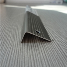 厂家直销地板扣条小直角