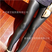 2013秋冬必备爆款原单百搭时尚经典显瘦黑色仿皮女式九分裤打底裤