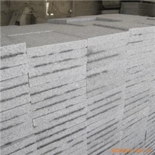 石材芝麻白压顶石,福建白麻压顶板,白麻台阶板,树池板粗凿面