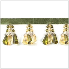 我司专业生产流苏花边等各类纺织辅料