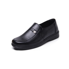 男士皮鞋休息商务皮鞋