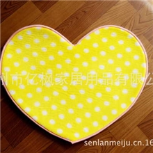 热销款卧室客厅脚踏垫/韩式珊瑚绒地垫批发