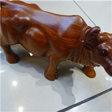 东阳木雕生肖摆件红檀牛红木工艺品招财办公摆件书房摆设长22