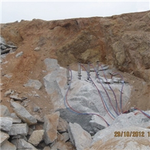 不能爆破，采石怎么办，就用岩都牌分裂机