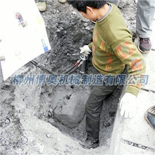 竖井开挖液压分裂机一机一枪