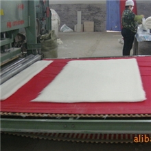 供应开松机、梳理机、铺网机、针刺机