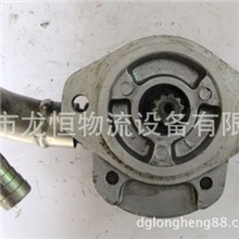 供应二手电动叉车配件丰田齿轮油泵（67110-12500-71A）叉车配件